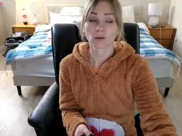Kissmeexxx  live sex cam