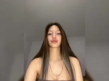 Malvina81  live sex cam