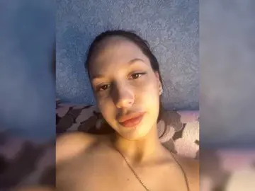 Malvina81  live sex cam