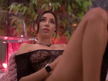 RamiraRowa  live sex cam