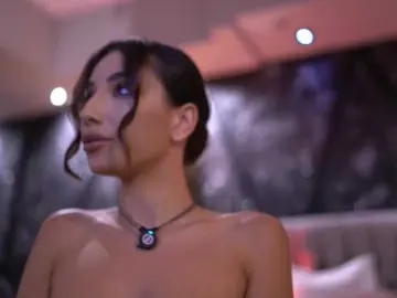 RamiraRowa  live sex cam