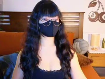 Aaliyah18ally  live sex cam