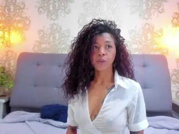 Indigovelvet  live sex cam