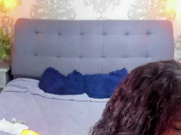 Indigovelvet  live sex cam