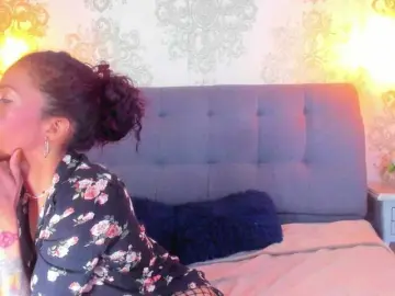 Indigovelvet  live sex cam