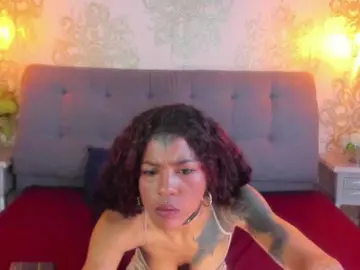 Indigovelvet  live sex cam