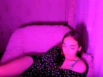 Kami207  live sex cam
