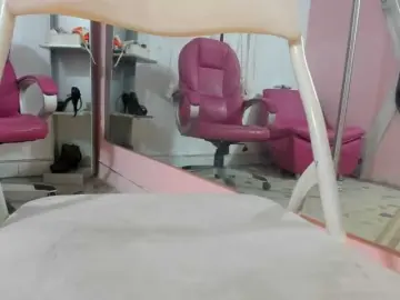 Kim-  live sex cam