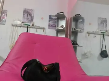Kim-  live sex cam