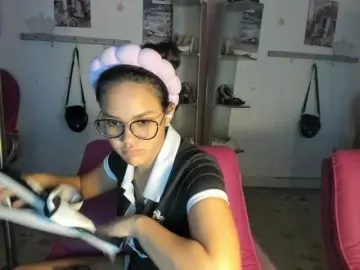 Kim-  live sex cam