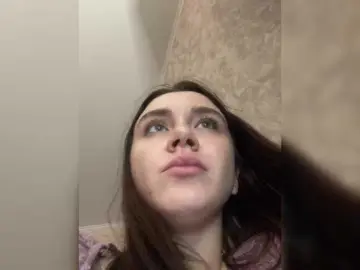 Pizzahubb  live sex cam