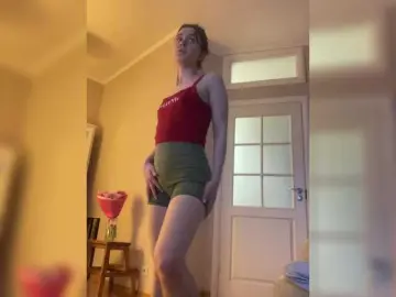 Pizzahubb  live sex cam