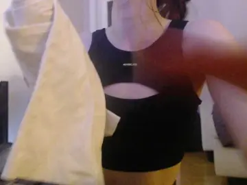 Pizzahubb  live sex cam