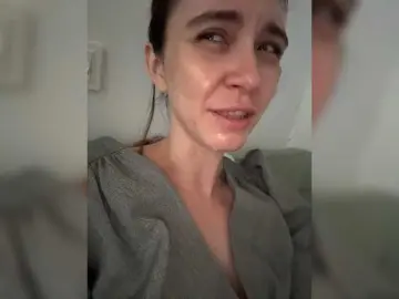 Pizzahubb  live sex cam