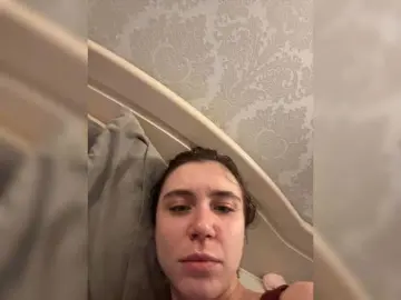 Pizzahubb  live sex cam