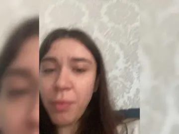 Pizzahubb  live sex cam
