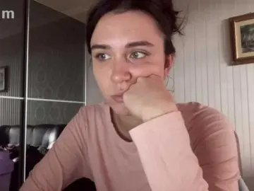 Pizzahubb  live sex cam