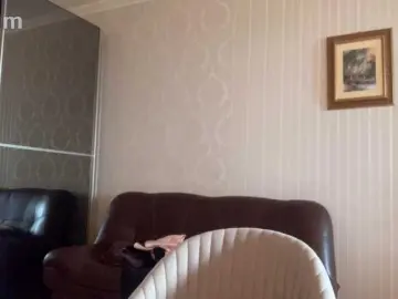 Pizzahubb  live sex cam