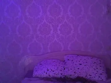 Pizzahubb  live sex cam