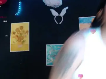 AbsentaVert  live sex cam