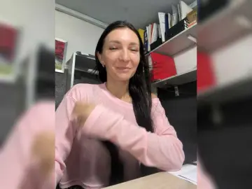 AdelaideLisa  live sex cam