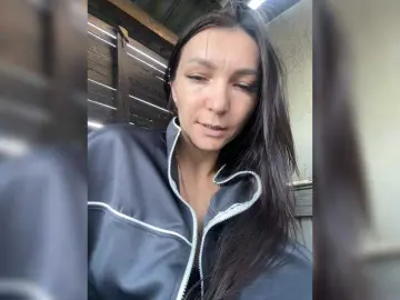 AdelaideLisa  live sex cam