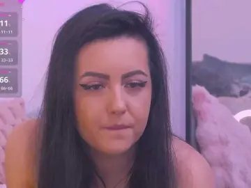 ArielBlossom  live sex cam