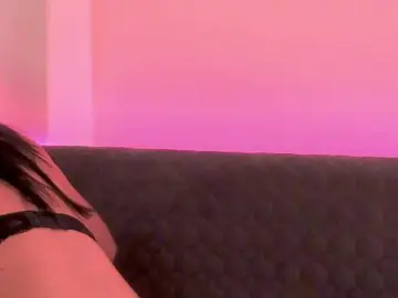 ArielBlossom  live sex cam