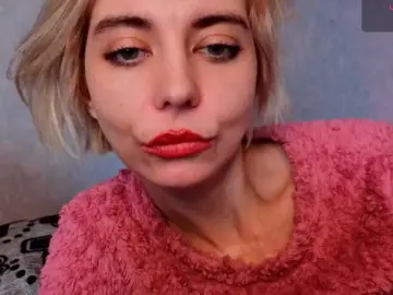 BlondIce  live sex cam