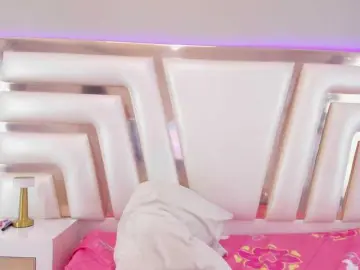 GeminisClark  live sex cam