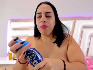 GeminisClark  live sex cam