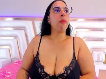 GeminisClark  live sex cam