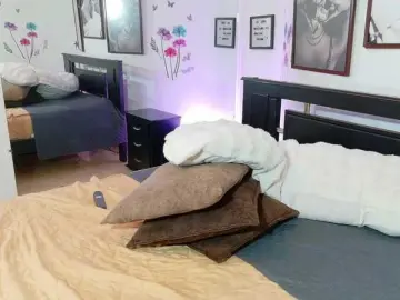 Dymonslut  live sex cam