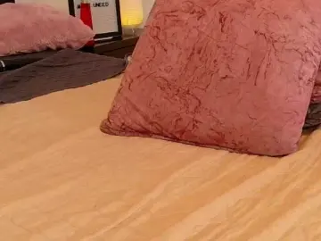 Dymonslut  live sex cam