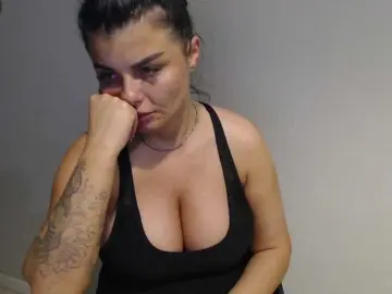 Rosemaryy  live sex cam