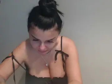 Rosemaryy  live sex cam