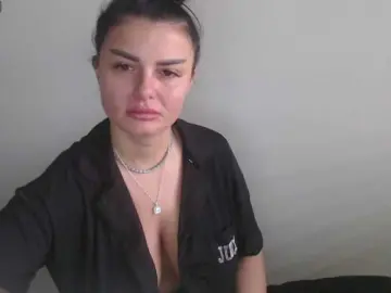 Rosemaryy  live sex cam