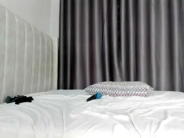 Chocolate-Goddess  live sex cam