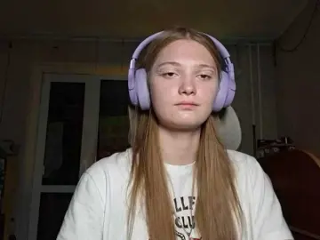 DoreenSedor  live sex cam
