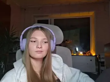 DoreenSedor  live sex cam