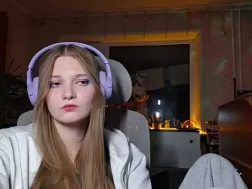 DoreenSedor  live sex cam