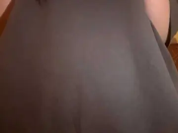 GarnettChomka  live sex cam