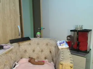 Pamelatina  live sex cam