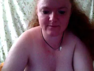 Rae-Jeannie  live sex cam