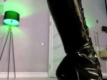 Sonia-Black  live sex cam