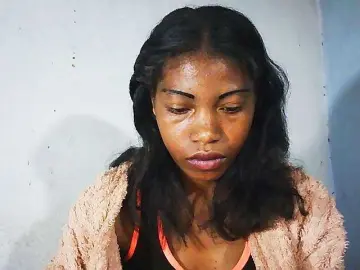 Honey699  live sex cam