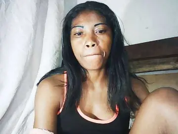 Honey699  live sex cam