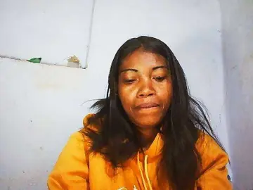 Honey699  live sex cam