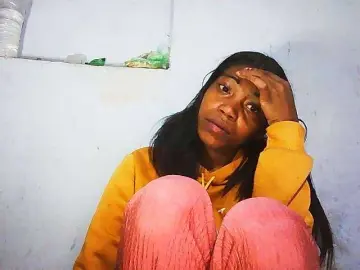 Honey699  live sex cam