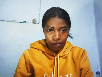 Honey699  live sex cam